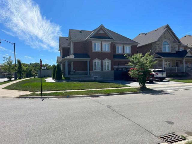 24 Lorenville Dr, House detached with 2 bedrooms, 1 bathrooms and 1 parking in Brampton ON | Image 1