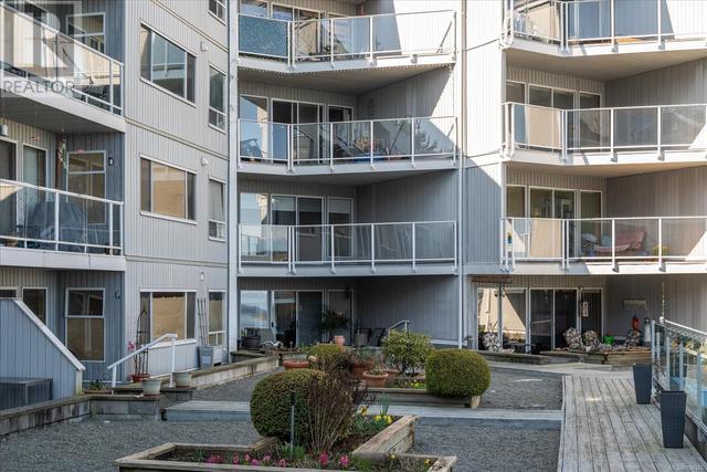 419 - 2562 Departure Bay Rd, Condo with 2 bedrooms, 2 bathrooms and 1 parking in Nanaimo BC | Image 4