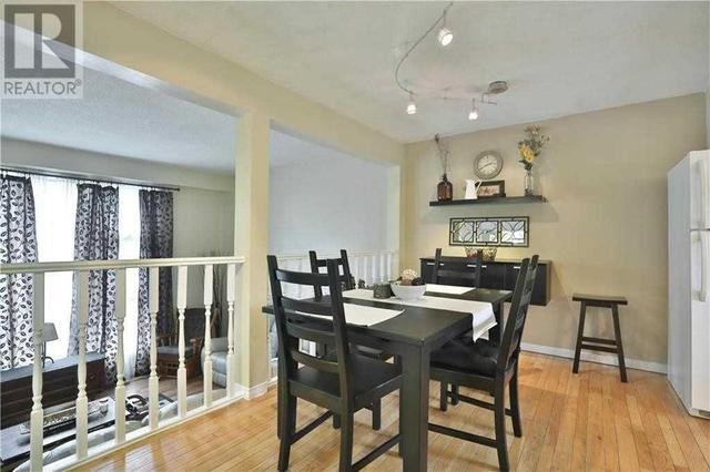 37 - 23 Watsons Lane, Townhouse with 3 bedrooms, 2 bathrooms and 2 parking in Hamilton ON | Image 9