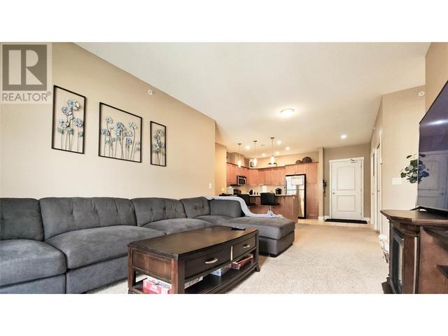 3314 - 1990 Upper Sundance Drive, Condo with 2 bedrooms, 2 bathrooms and 1 parking in West Kelowna BC | Image 14