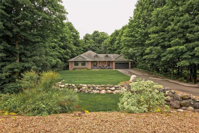 28 Nordic Tr, House detached with 3 bedrooms, 4 bathrooms and 10 parking in Oro Medonte ON | Image 1