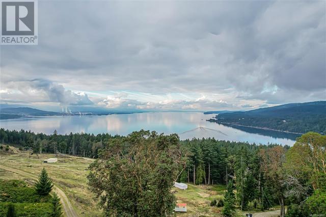 879 Rainbow Rd, House detached with 1 bedrooms, 1 bathrooms and 2 parking in Saltspring Island BC | Image 1