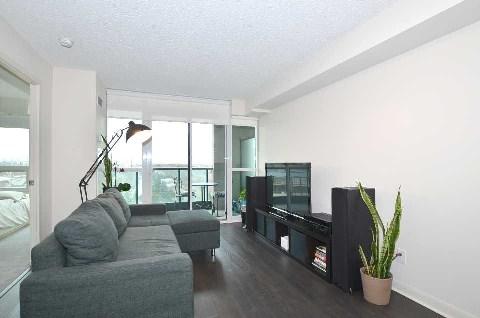 805 - 525 Wilson Ave, Condo with 1 bedrooms, 1 bathrooms and 1 parking in Toronto ON | Image 8