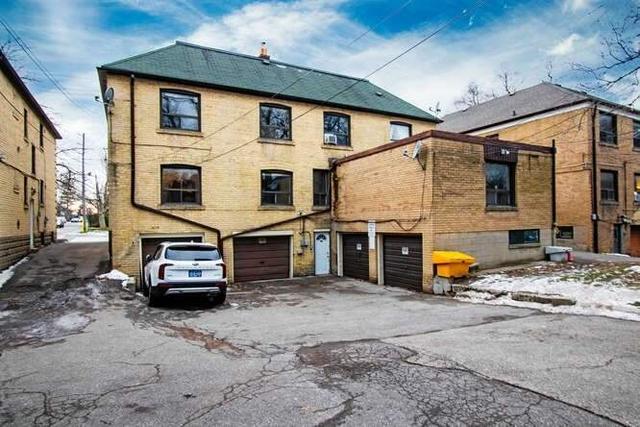 1721 Bathurst St, House detached with 2 bedrooms, 1 bathrooms and 1 parking in Toronto ON | Image 9