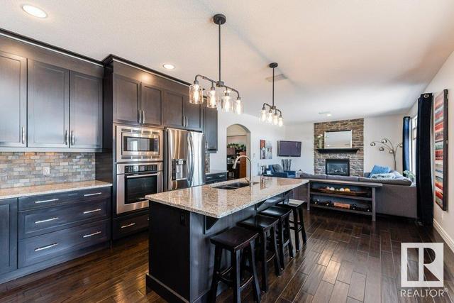 50 Cottonwood Cr, House detached with 4 bedrooms, 3 bathrooms and 6 parking in Fort Saskatchewan AB | Image 5