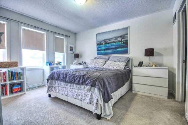 31 Magdalene Cres, House attached with 3 bedrooms, 3 bathrooms and 2 parking in Brampton ON | Image 13