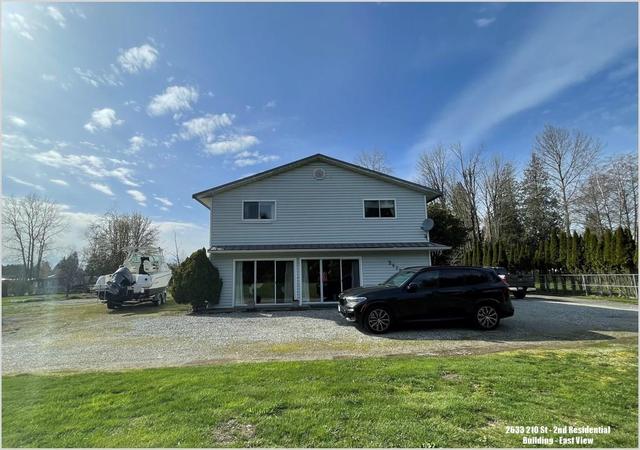 2633 210 Street, House detached with 4 bedrooms, 2 bathrooms and 6 parking in Langley BC | Image 1