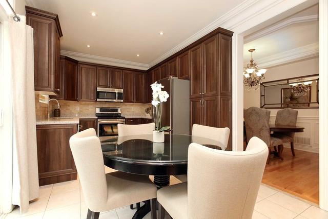 24 Timberwolf Cres, House detached with 4 bedrooms, 4 bathrooms and 4 parking in Vaughan ON | Image 2