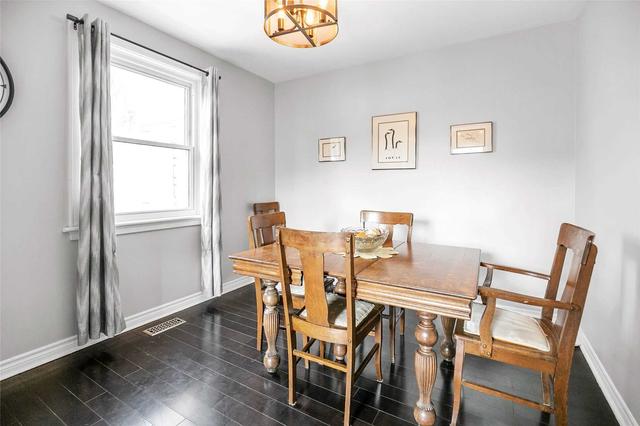 42 East 41st St, House detached with 3 bedrooms, 3 bathrooms and 5 parking in Hamilton ON | Image 3