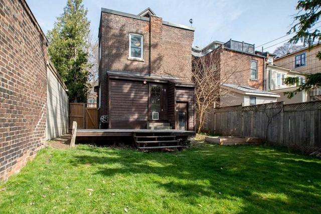 5 Simpson Ave, House detached with 6 bedrooms, 3 bathrooms and 0 parking in Toronto ON | Image 26