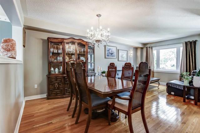 6420 Sousa Dr, House detached with 4 bedrooms, 4 bathrooms and 3 parking in Mississauga ON | Image 2