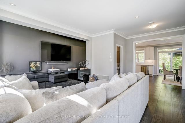 6 Globemaster Lane, House semidetached with 3 bedrooms, 5 bathrooms and 2 parking in Richmond Hill ON | Image 11