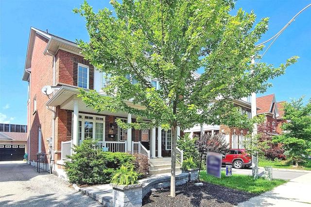 22 Enroutes St, House semidetached with 3 bedrooms, 3 bathrooms and 3 parking in Toronto ON | Image 22