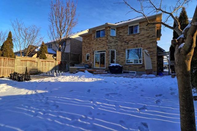 492 Britannia Ave, House detached with 4 bedrooms, 4 bathrooms and 6 parking in Oshawa ON | Image 30
