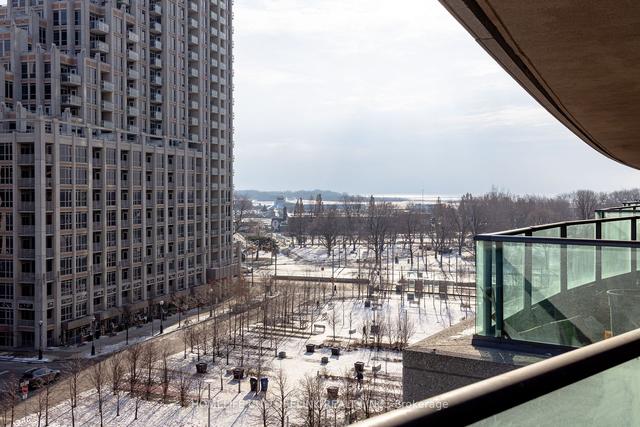 777 - 209 Fort York Blvd, Condo with 2 bedrooms, 2 bathrooms and 1 parking in Toronto ON | Image 7