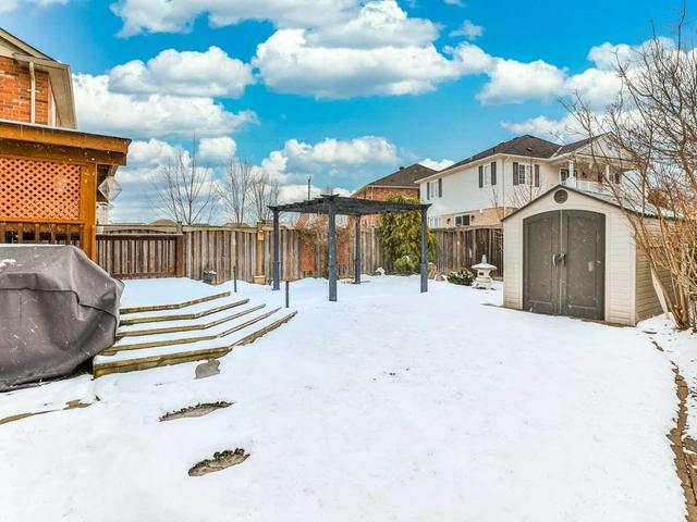 348 Cheryl Mews, House detached with 3 bedrooms, 3 bathrooms and 6 parking in Newmarket ON | Image 17