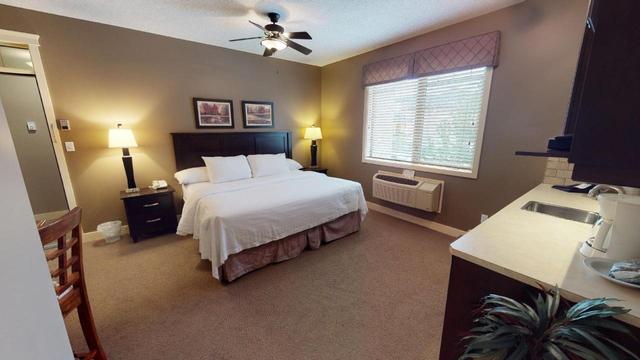 521 - 500 Bighorn Boulevard, Condo with 3 bedrooms, 2 bathrooms and null parking in Radium Hot Springs BC | Image 27