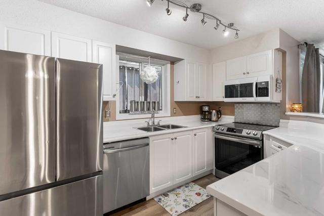 1100 - 6224 17 Avenue Se, Condo with 2 bedrooms, 2 bathrooms and 1 parking in Calgary AB | Image 11