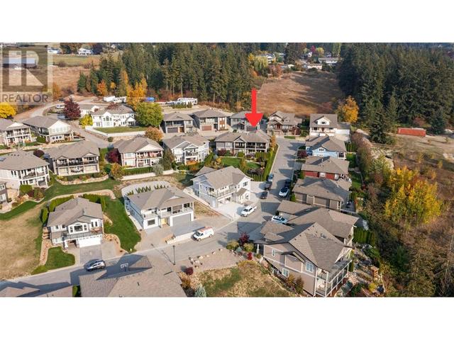 33 - 2990 20 Street Ne, House detached with 4 bedrooms, 3 bathrooms and 4 parking in Salmon Arm BC | Image 6
