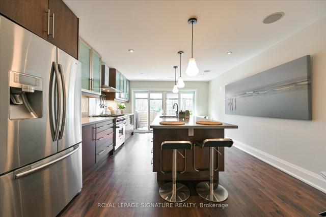 367 Balliol St, House detached with 3 bedrooms, 3 bathrooms and 1 parking in Toronto ON | Image 4