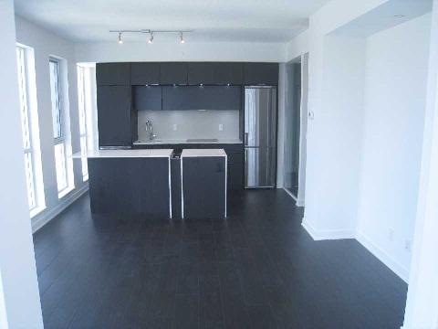 1609 - 170 Sumach St, Condo with 2 bedrooms, 2 bathrooms and 1 parking in Toronto ON | Image 4