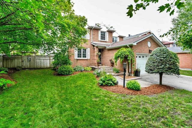 22 Conover Crt, House detached with 4 bedrooms, 4 bathrooms and 4 parking in Brampton ON | Image 1