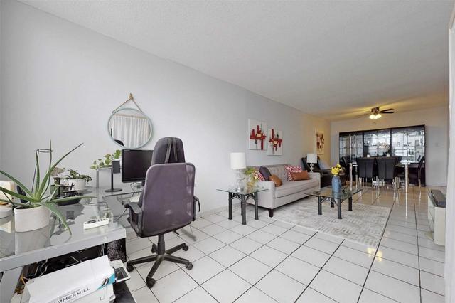 1002 - 320 Dixon Rd, Condo with 2 bedrooms, 1 bathrooms and 2 parking in Toronto ON | Image 25