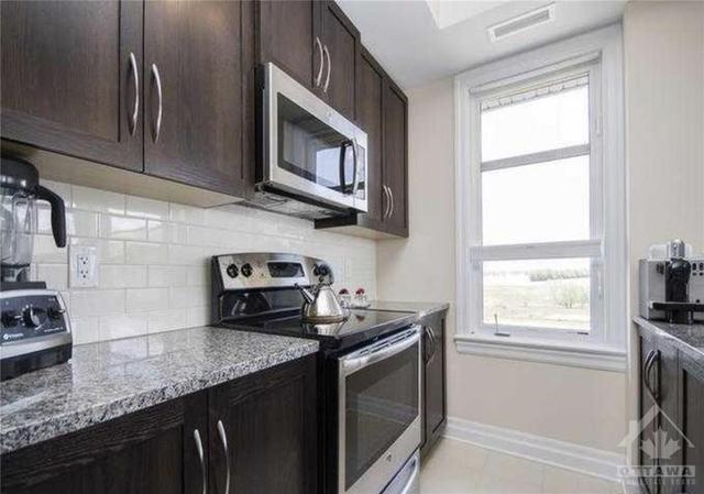 301 - 170 Guelph Private, Condo with 2 bedrooms, 2 bathrooms and 1 parking in Ottawa ON | Image 9