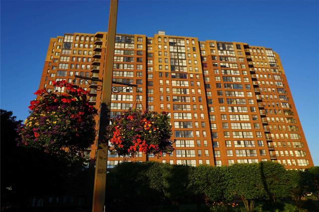 204 - 330 Mccowan Rd, Condo with 2 bedrooms, 2 bathrooms and 1 parking in Toronto ON | Card Image