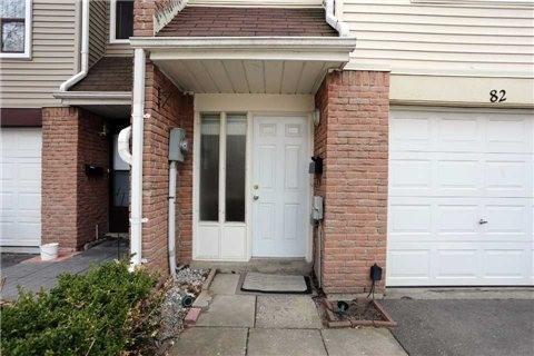 82 Enmount Dr, Townhouse with 3 bedrooms, 2 bathrooms and 1 parking in Brampton ON | Image 1