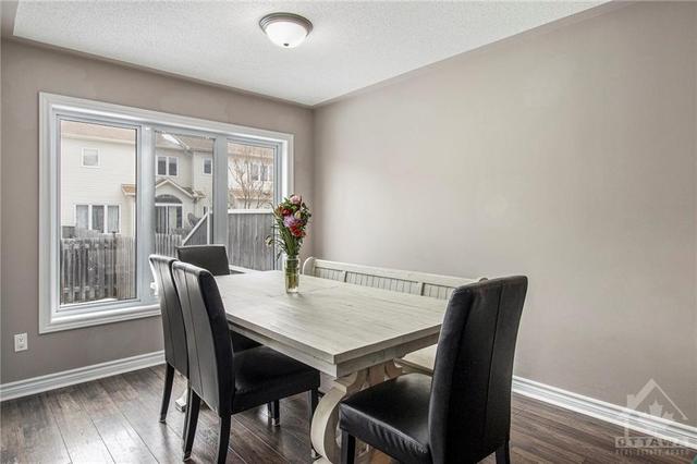 119 Silvermoon Crescent, Townhouse with 3 bedrooms, 3 bathrooms and 3 parking in Ottawa ON | Image 8