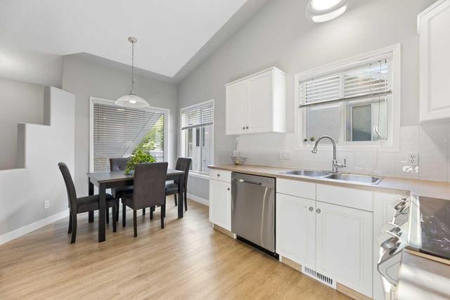 92 Sierra Morena Green Sw, Home with 2 bedrooms, 2 bathrooms and 4 parking in Calgary AB | Image 5