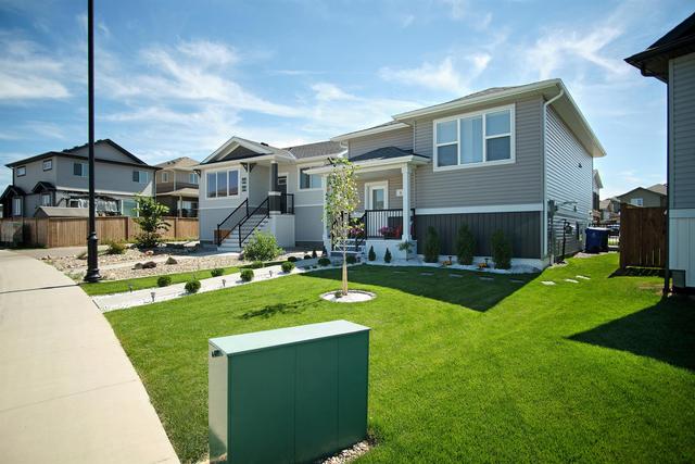 306 Skeena Crescent W, House detached with 2 bedrooms, 2 bathrooms and 3 parking in Lethbridge AB | Image 47