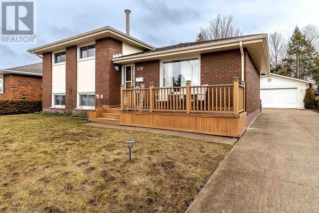 18 Elaine Ct, House detached with 3 bedrooms, 2 bathrooms and null parking in Sault Ste. Marie ON | Image 1