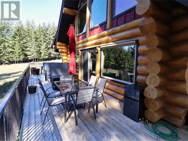 2589 Airstrip Road, House detached with 3 bedrooms, 3 bathrooms and 2 parking in Columbia Shuswap F BC | Image 63