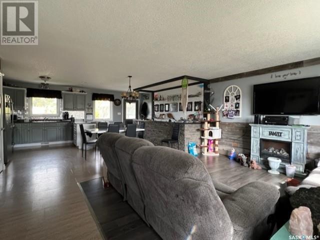 478 2nd Avenue E, House detached with 6 bedrooms, 3 bathrooms and null parking in Melville SK | Image 2