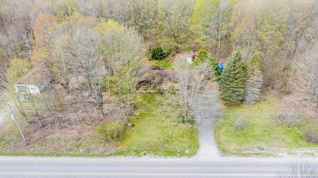 800 Cedar Point Rd, House detached with 3 bedrooms, 1 bathrooms and 8 parking in Tiny ON | Image 15