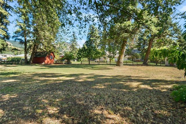 9922 Park Lane, House detached with 3 bedrooms, 3 bathrooms and null parking in Coldstream BC | Image 40