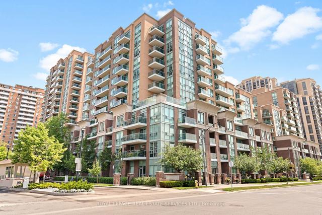 203 - 11 Michael Power Pl, Condo with 2 bedrooms, 2 bathrooms and 1 parking in Toronto ON | Image 1
