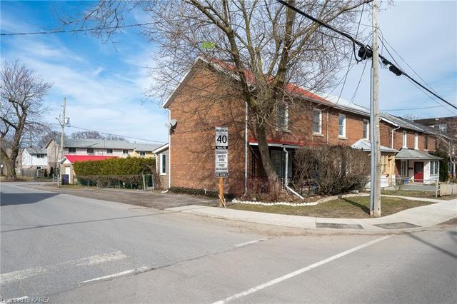 107 Stephen Street, House semidetached with 3 bedrooms, 1 bathrooms and 2 parking in Kingston ON | Image 36