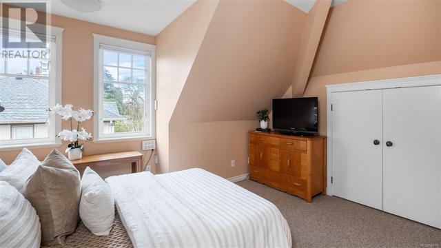 4 - 247 Government St, House attached with 3 bedrooms, 2 bathrooms and 1 parking in Victoria BC | Image 20