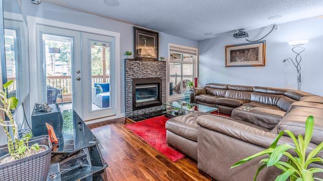 242 Davis Crescent, House detached with 3 bedrooms, 2 bathrooms and 3 parking in Langley BC | Image 9