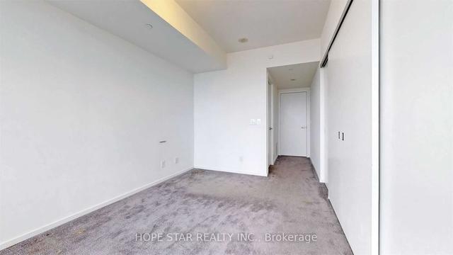 6704 - 1 Bloor St E, Condo with 2 bedrooms, 2 bathrooms and 1 parking in Toronto ON | Image 8