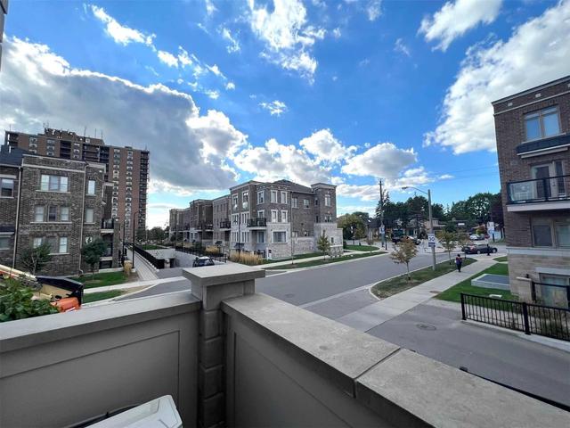 152 - 80 Parrotta Dr, Townhouse with 2 bedrooms, 2 bathrooms and 1 parking in Toronto ON | Image 6