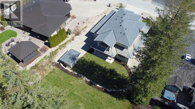 2748 Golf Course Drive, House detached with 3 bedrooms, 3 bathrooms and 7 parking in Columbia Shuswap C BC | Image 68