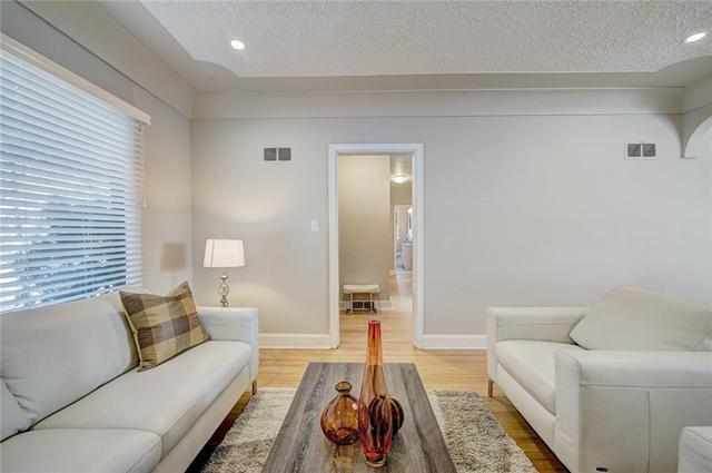 1632 7a Street Nw, House detached with 3 bedrooms, 2 bathrooms and 2 parking in Calgary AB | Image 11