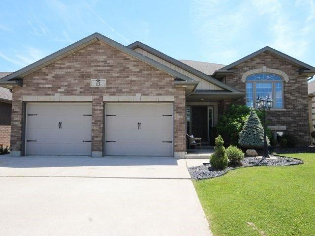 13 Goslin Crt, House detached with 3 bedrooms, 2 bathrooms and 4 parking in Leamington ON | Image 1