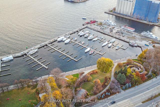 4208 - 10 Navy Wharf Crt, Condo with 2 bedrooms, 3 bathrooms and 2 parking in Toronto ON | Image 16