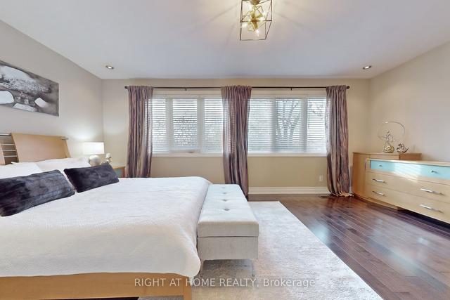 86 Twenty Third St S, House detached with 3 bedrooms, 4 bathrooms and 3 parking in Toronto ON | Image 11