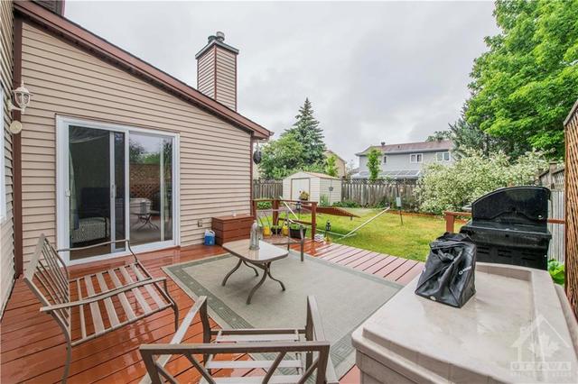 525 Rougemount Crescent, House detached with 3 bedrooms, 3 bathrooms and 5 parking in Ottawa ON | Image 28